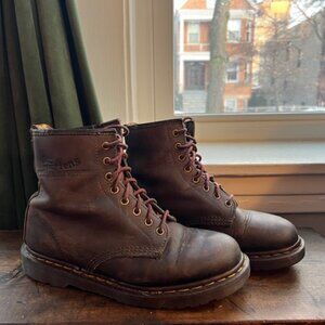 1460 Crazy Horse Leather Dr. Martens Lace Up Boots Brown